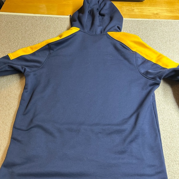Under Armour Blue and Yellow Notre Dame Hoodie, Boys, Size Small - Picture 4 of 4